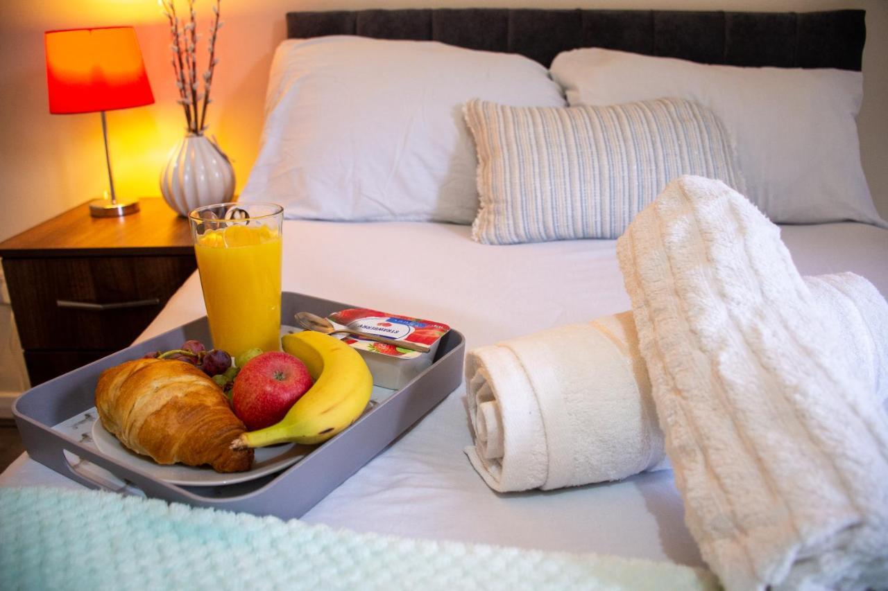 Royale Green View House- Free Parking, Wifi, Perfect For Contractors And Holiday Нортхемптон Экстерьер фото